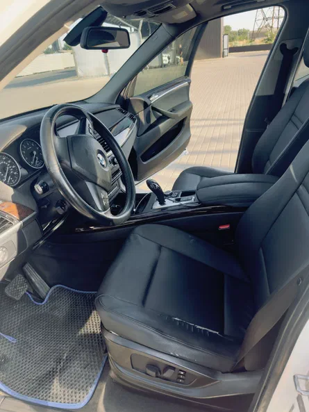 BMW X5 2009 - 5