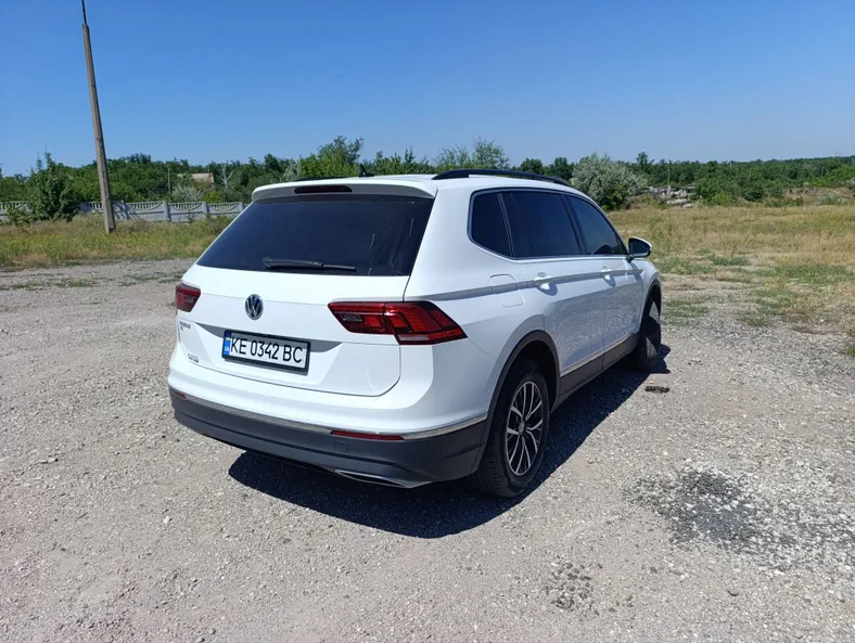 Volkswagen Tiguan 2019 - 3