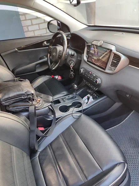 Kia Sorento 2015 - 6