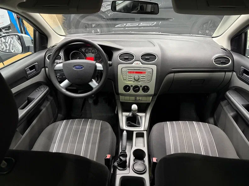 Ford Focus 2008 - 8