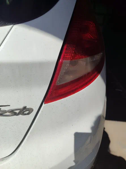 Ford Fiesta 2011 - 18