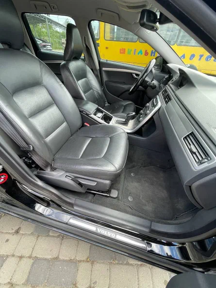 Volvo V70 2013 - 6