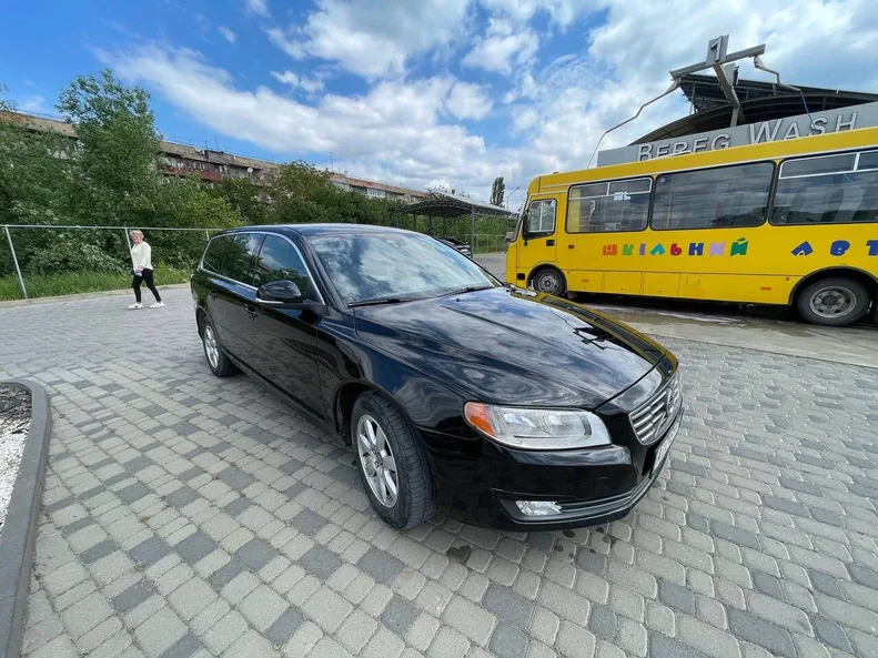 Volvo V70 2013 - 1