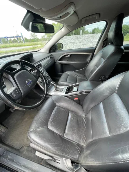 Volvo V70 2013 - 5