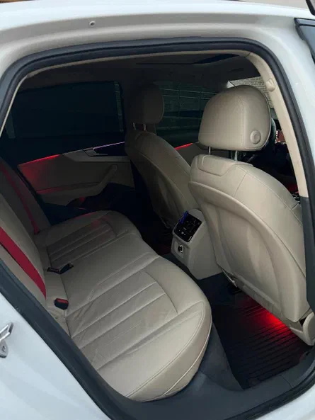 Audi A4 2018 - 21