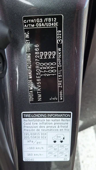 Toyota Auris 2011 - 15