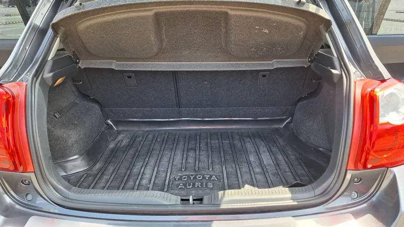 Toyota Auris 2011 - 27