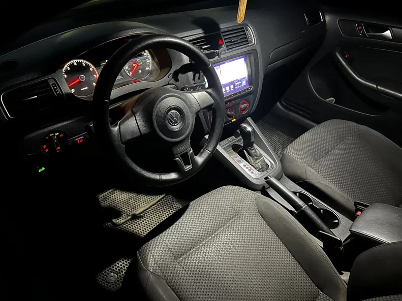 Volkswagen Jetta 2012 - 4