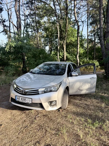 Toyota Corolla 2014 - 8