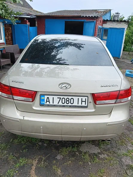 Hyundai Sonata 2009 - 4