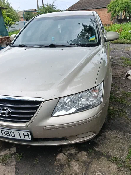 Hyundai Sonata 2009 - 3