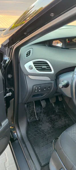 Renault Scenic 2014 - 13