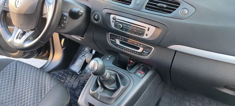Renault Scenic 2014 - 10
