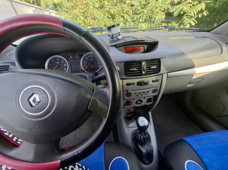 Renault Clio 2012 - 5