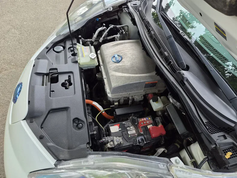 Nissan Leaf 2013 - 21