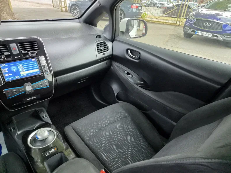 Nissan Leaf 2013 - 10