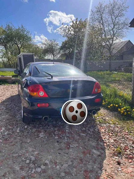 Hyundai Coupe 2002 - 3
