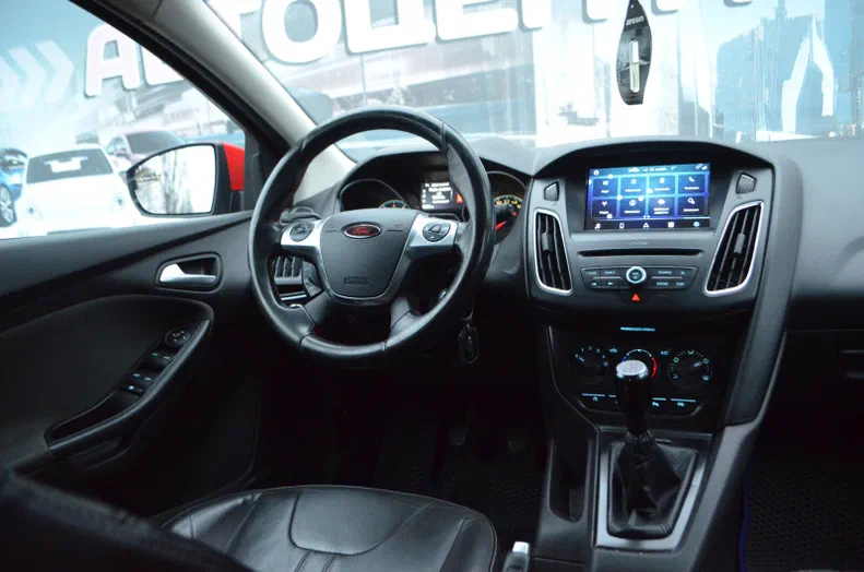 Ford Focus 2014 - 10