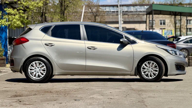 Kia Ceed 2017 - 5