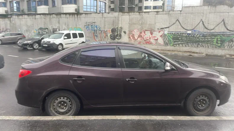 Hyundai Elantra 2011
