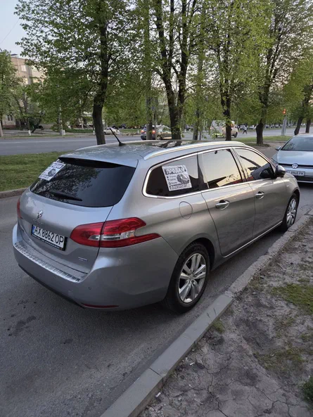 Peugeot 308 2015