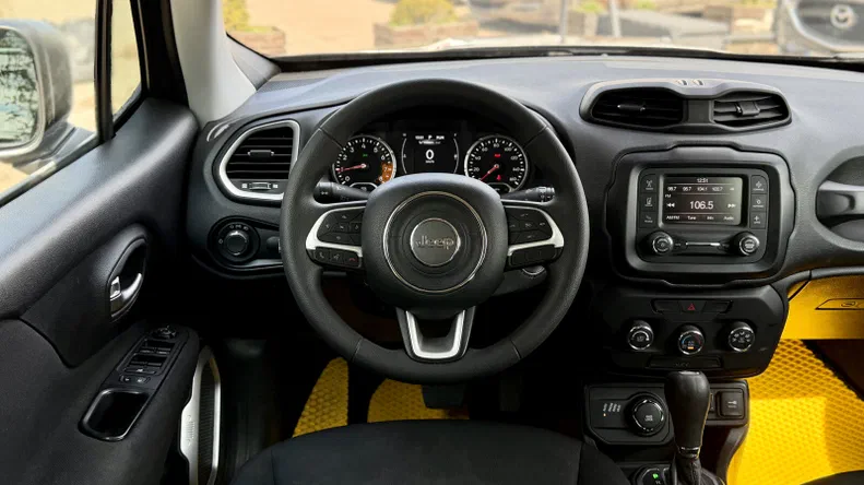Jeep Renegade 2018 - 10