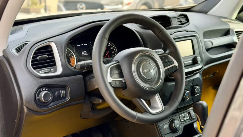 Jeep Renegade 2018 - 13