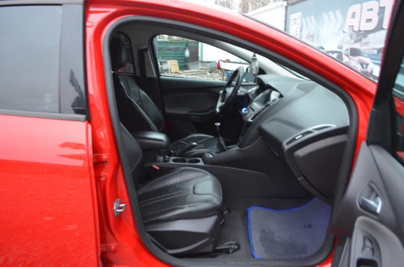 Ford Focus 2014 - 11