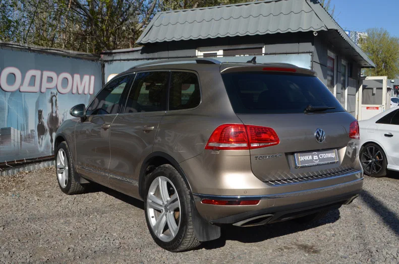 Volkswagen Touareg 2015 - 6