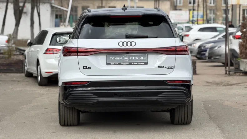 Audi Q5 e-tron 2025 - 6