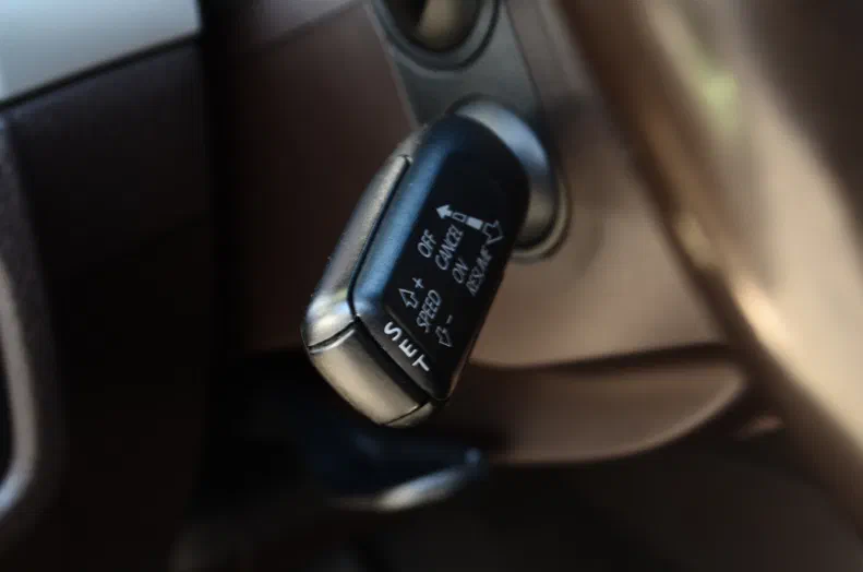 Volkswagen Touareg 2015 - 23