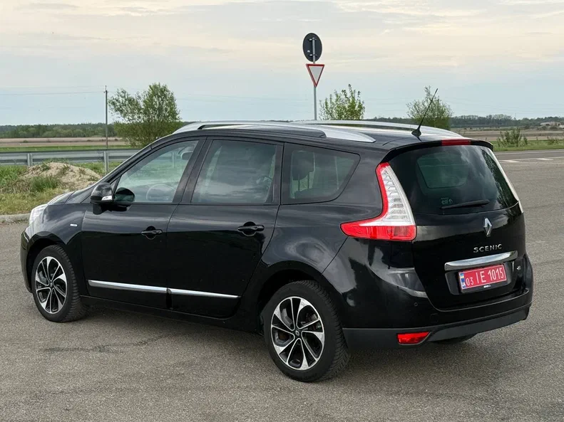 Renault Scenic 2015 - 8