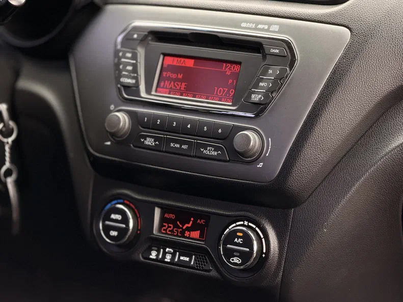Kia Rio 2012 - 12