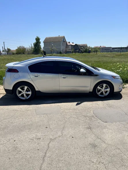 Chevrolet Volt 2011