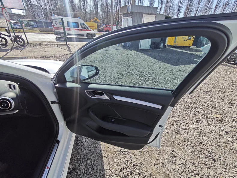 Audi S3 2015 - 27