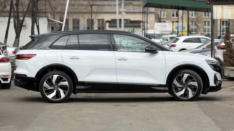 Audi Q5 e-tron 2025 - 5