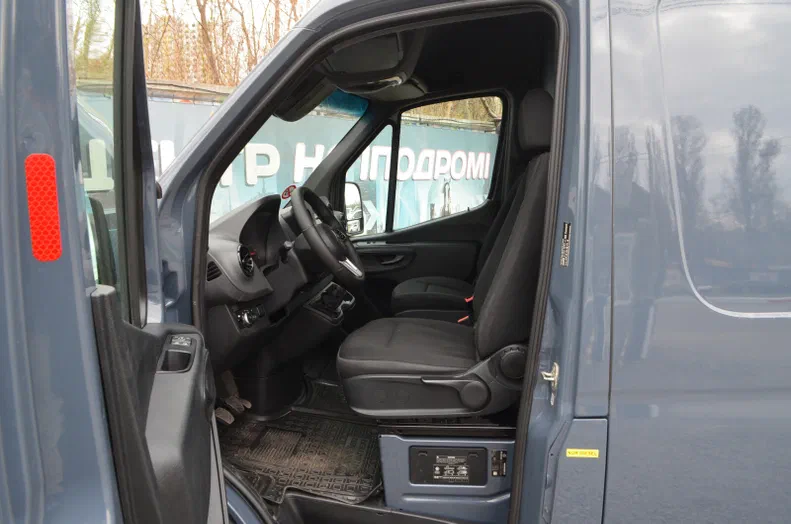 Mercedes-Benz Sprinter 2020 - 11