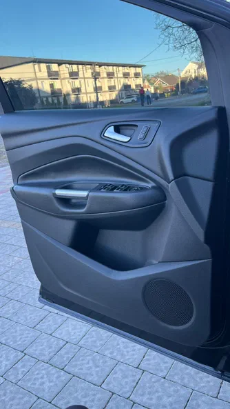 Ford Kuga 2015 - 16