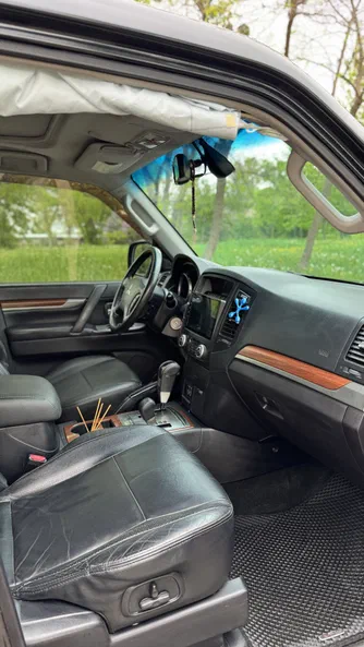 Mitsubishi Pajero 2008 - 12