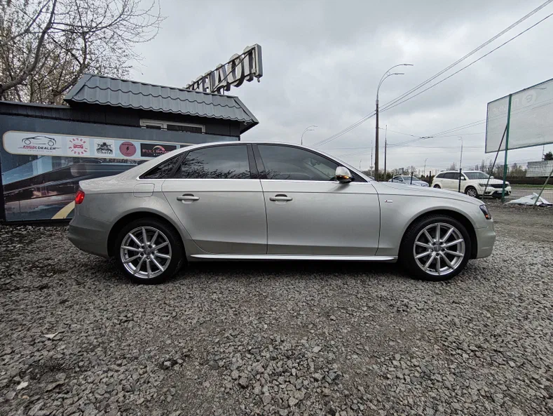 Audi A4 2015