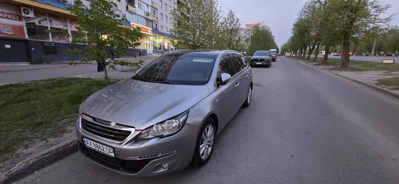 Peugeot 308 2015