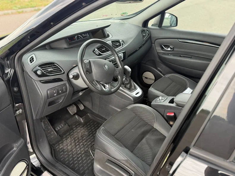 Renault Scenic 2015 - 20