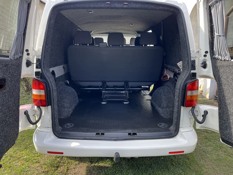 Volkswagen Transporter 2006 - 12