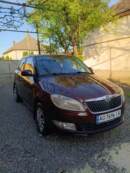 Skoda Fabia 2010 - 0