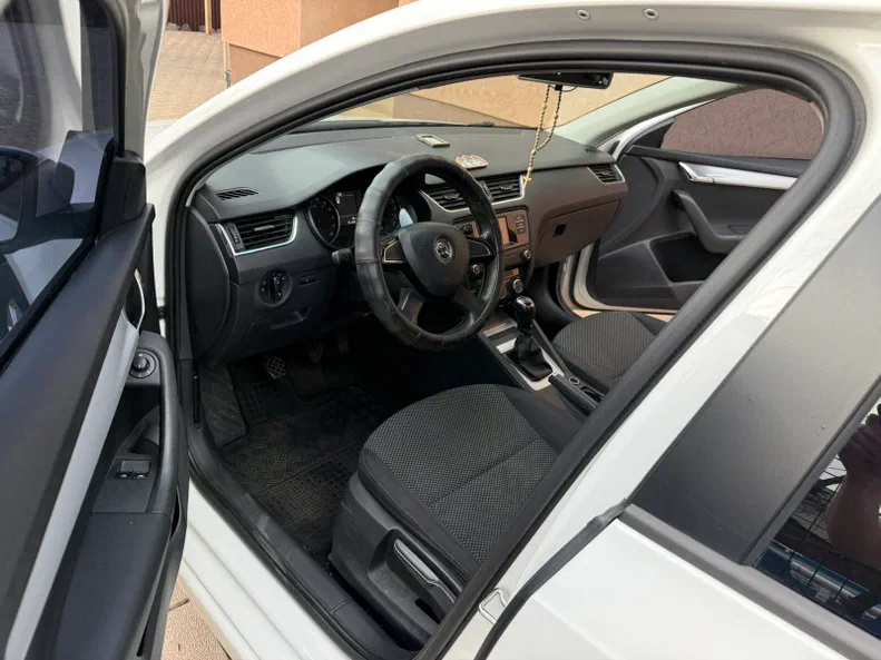 Skoda Octavia 2014 - 8