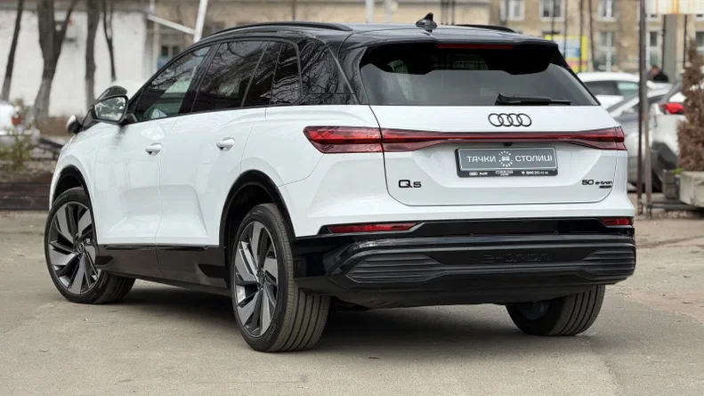 Audi Q5 e-tron 2025 - 7