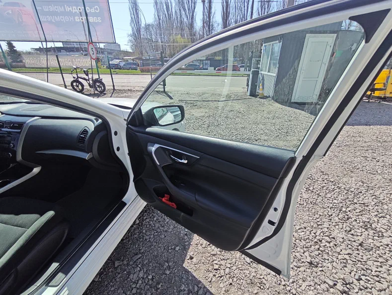 Nissan Altima 2015 - 30