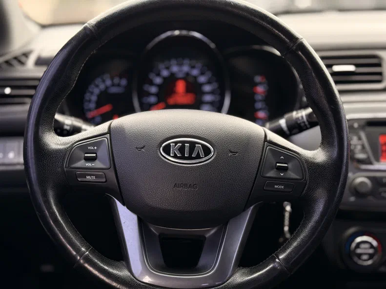 Kia Rio 2012 - 9