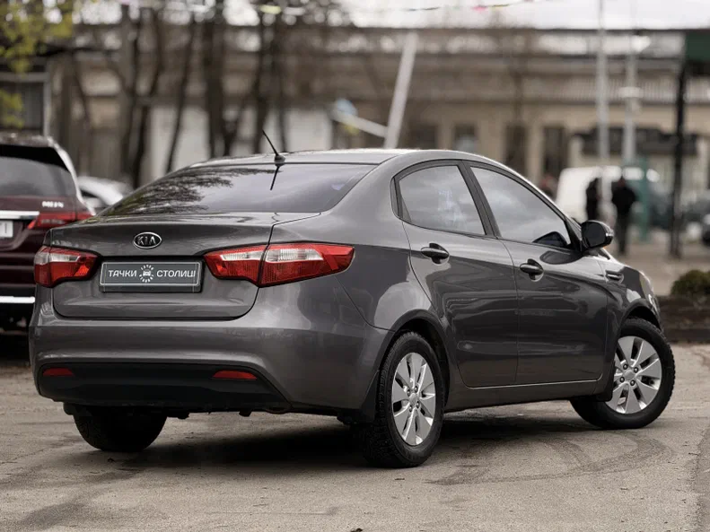 Kia Rio 2012