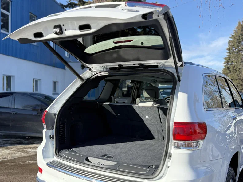 Jeep Grand Cherokee 2020 - 14